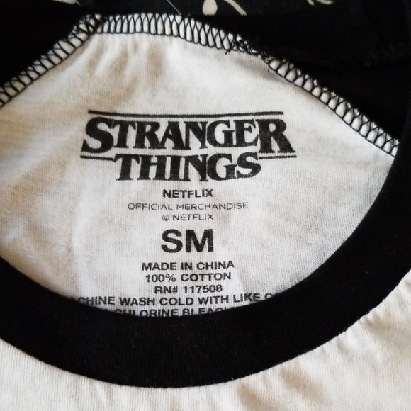 Stranger things top - Picture 2 of 2